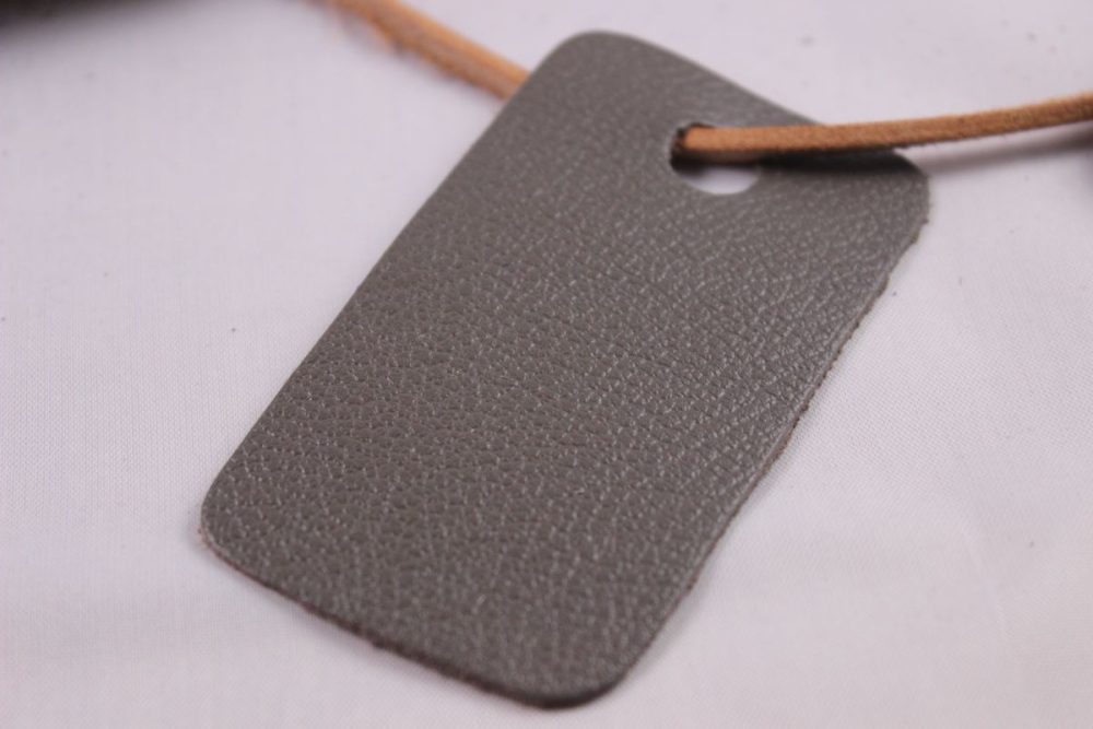 Pella®  GrainSoft Khaki
