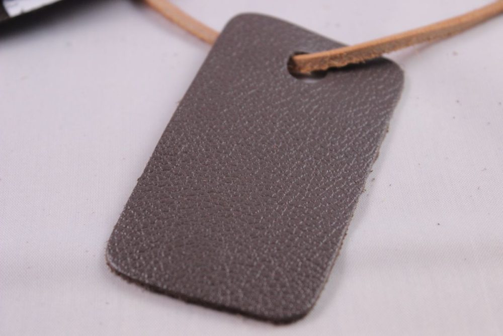 Pella®  GrainSoft Schlamm