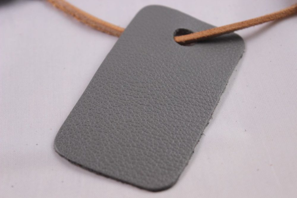 Pella®  GrainSoft Elefant