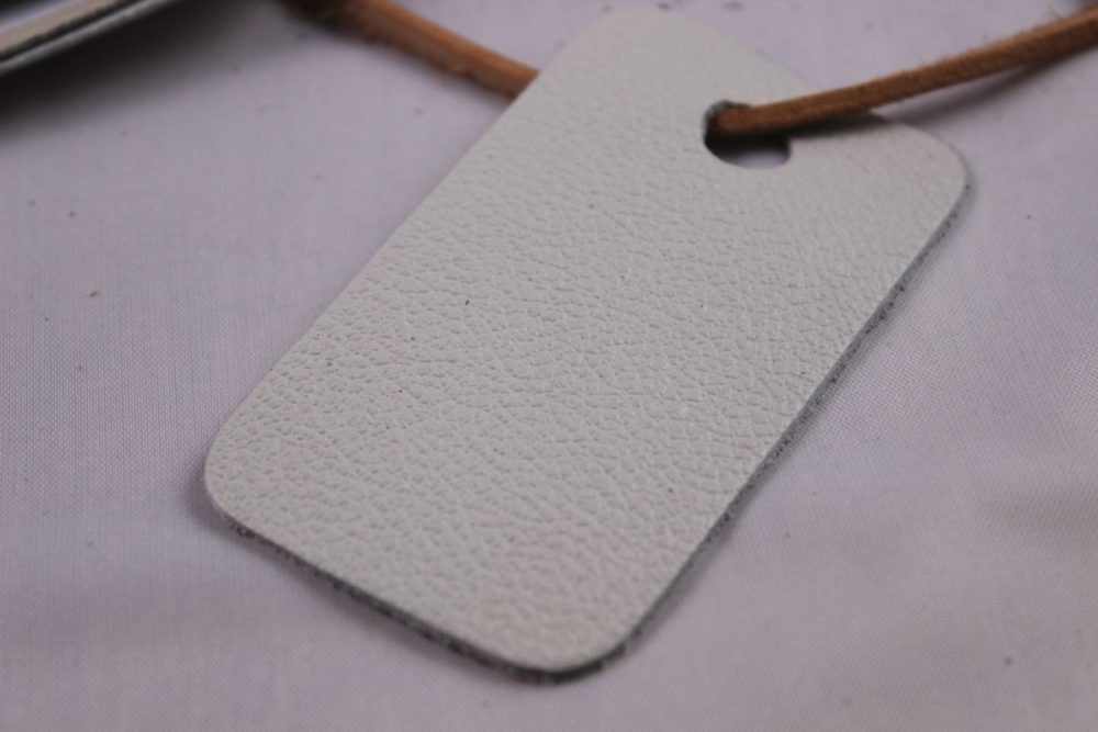 Pella®  GrainSoft Seide